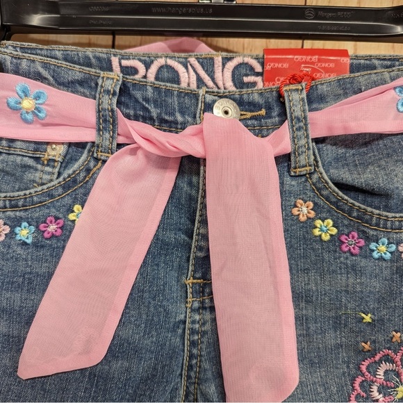 BONGO girls bell bottom embroidered jeans NWT size 6 X - Picture 3 of 7